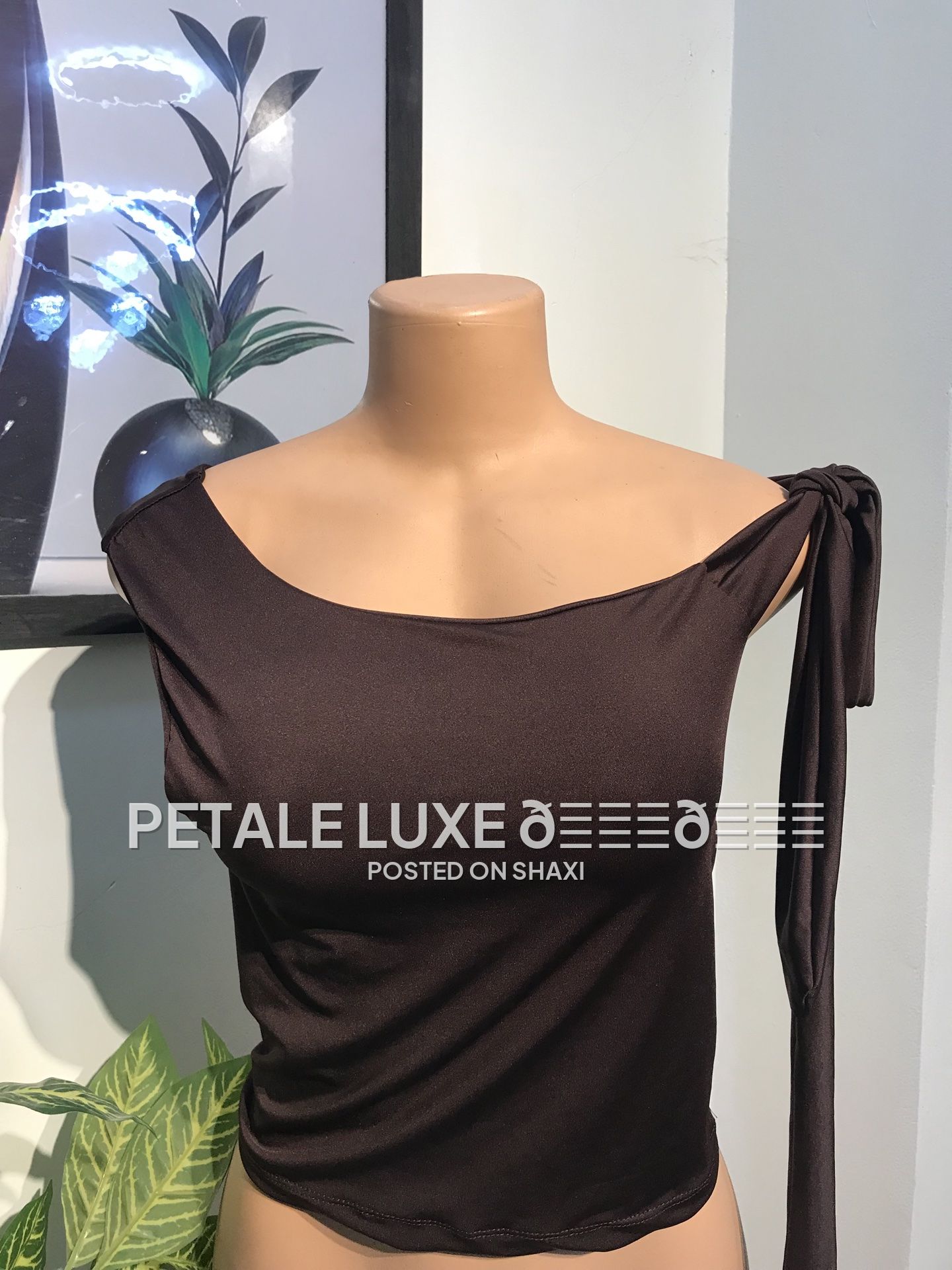 Nova tops available photo 1