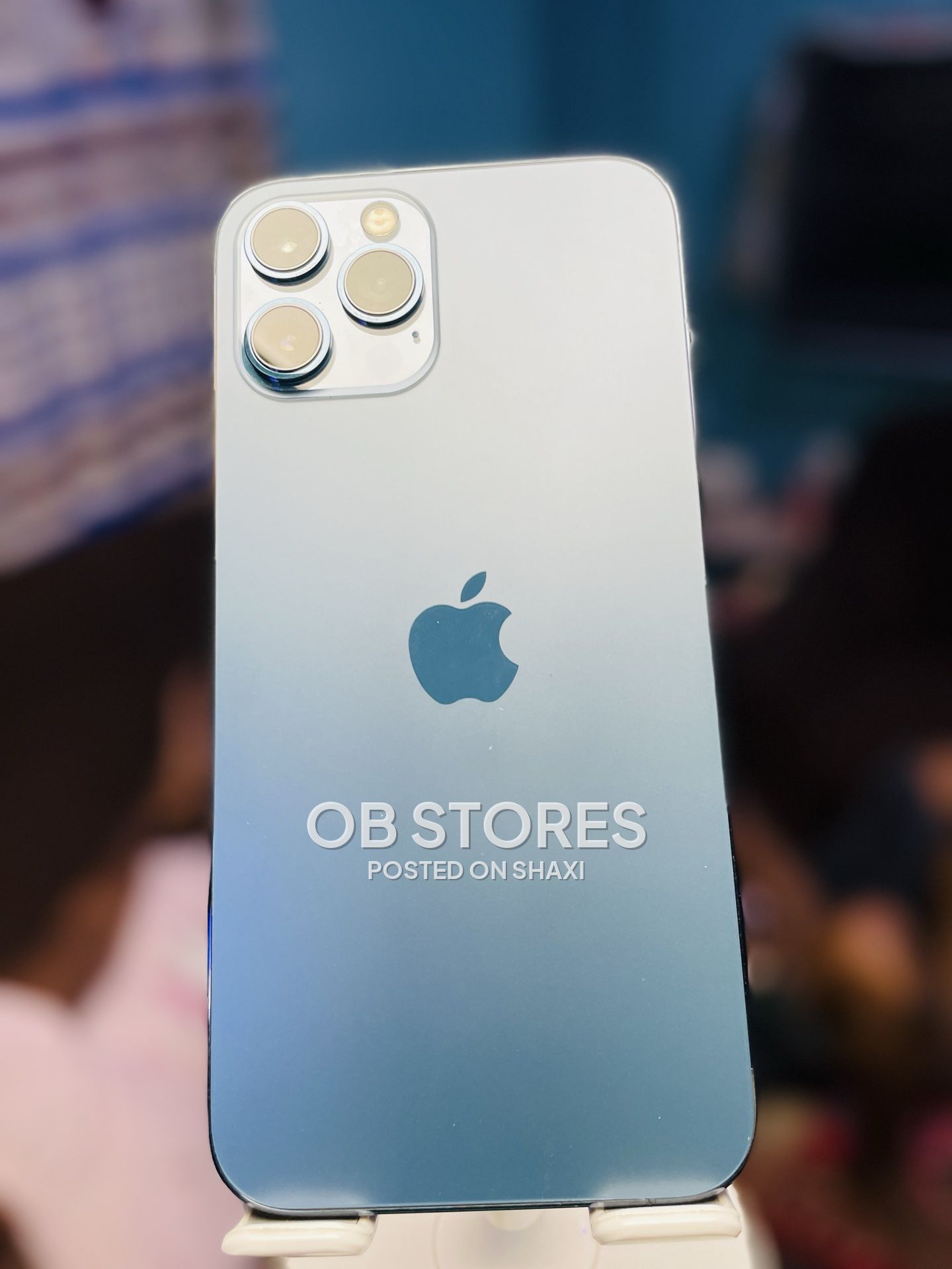 IPHONE 12 Pro Max 256 gig photo 2