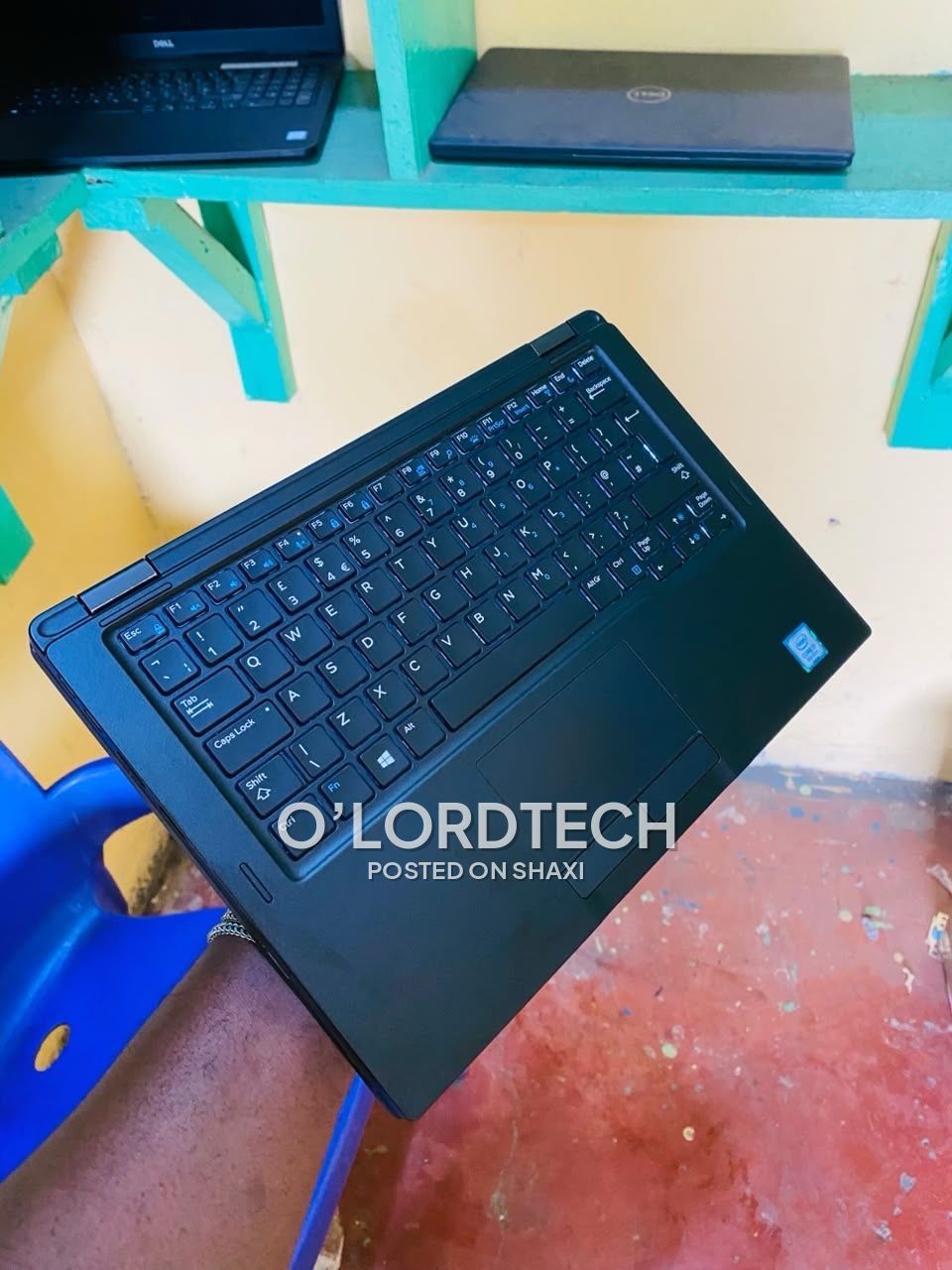 Dell Latitude 7390 2 in 1 i7 8th Generation photo 9