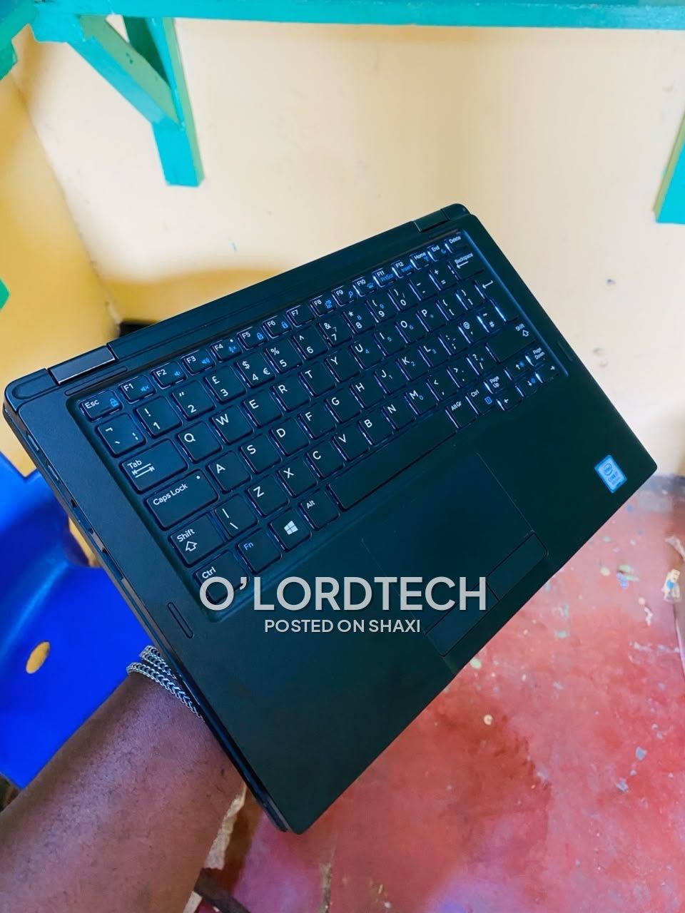 Dell Latitude 7390 2 in 1 i7 8th Generation photo 8