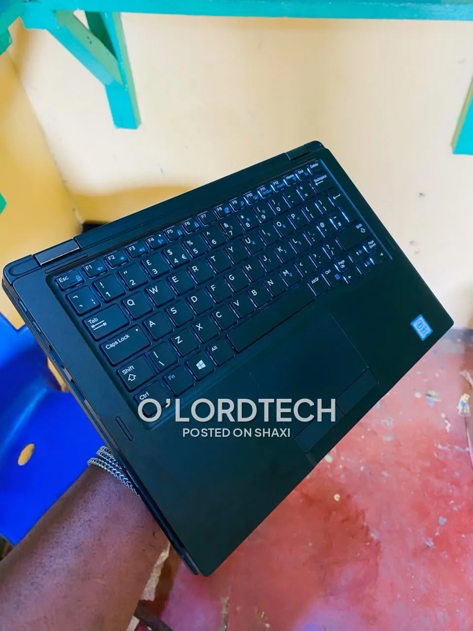 Dell Latitude 7390 2 in 1 i7 8th Generation photo 8