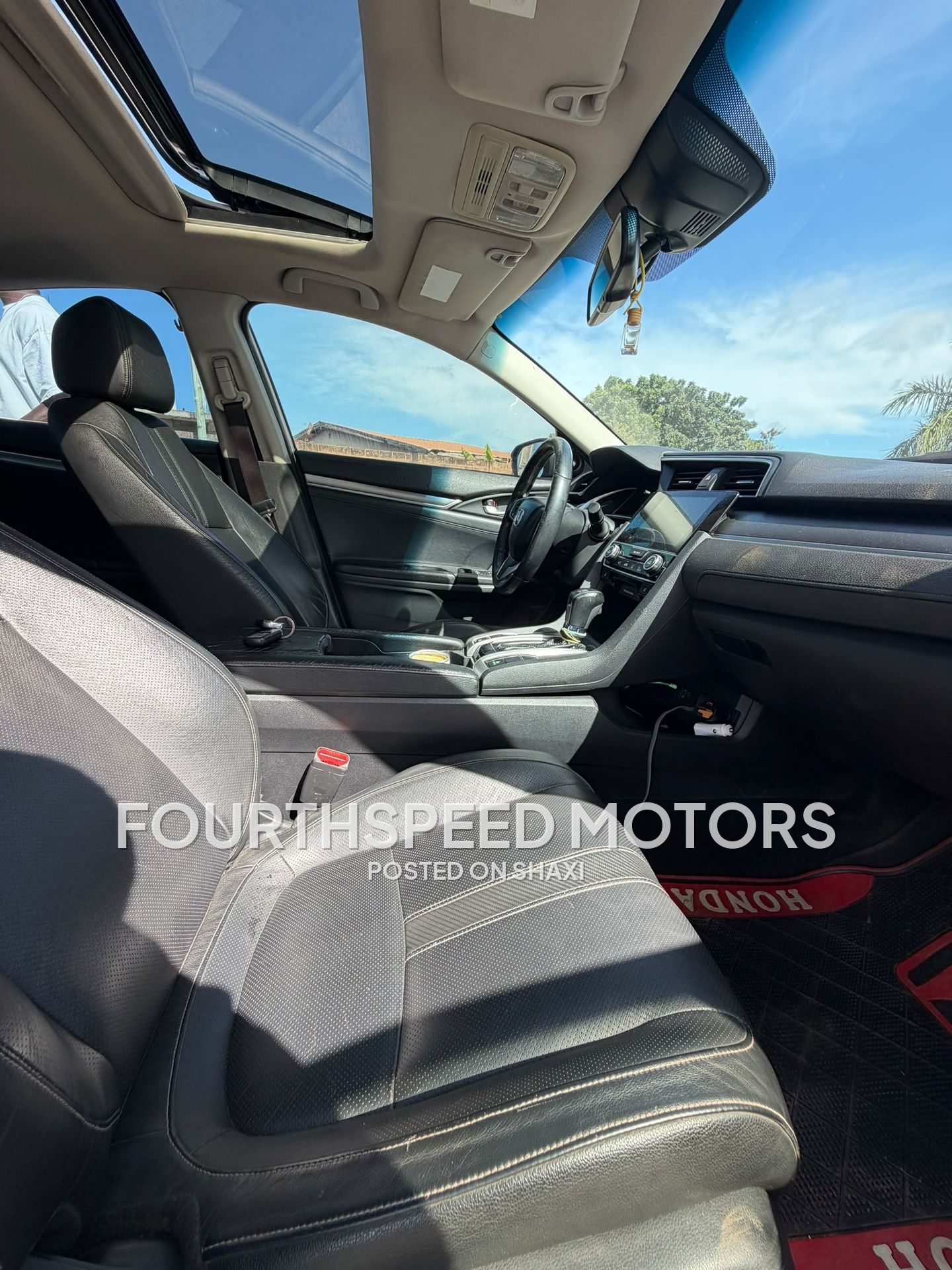 2018 Model Honda Civic Touring photo 9