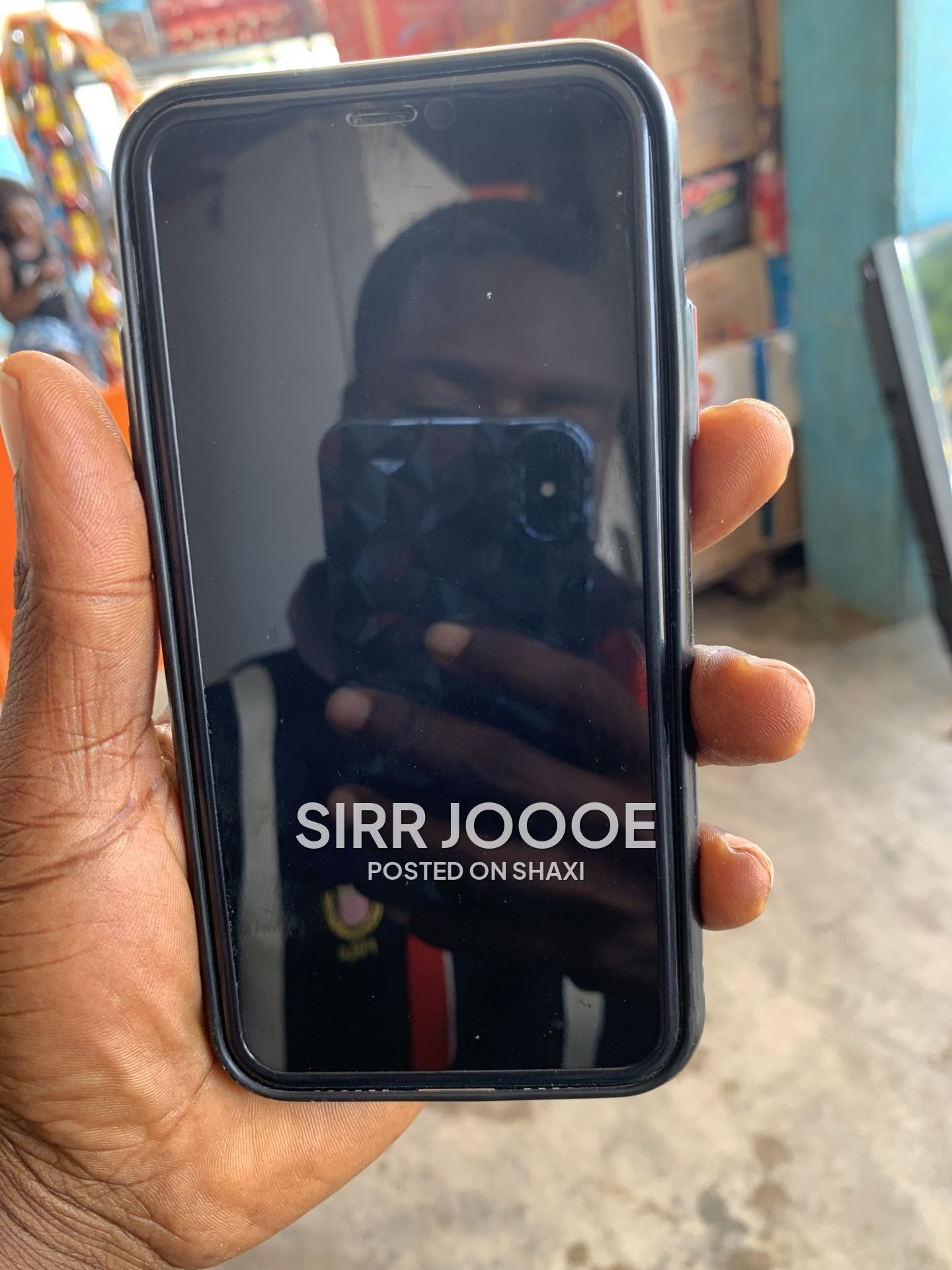 iPhone 11 photo 1