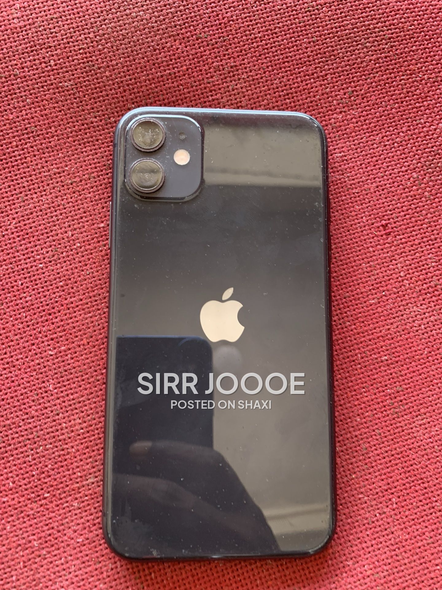 iPhone 11 photo 2
