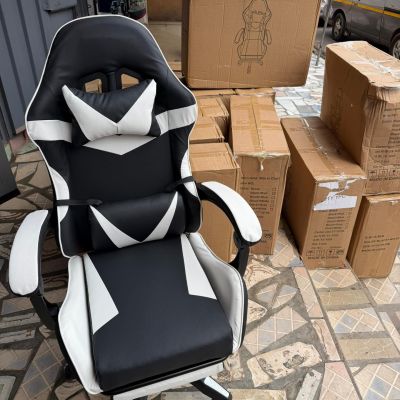 Gaming or office chairs