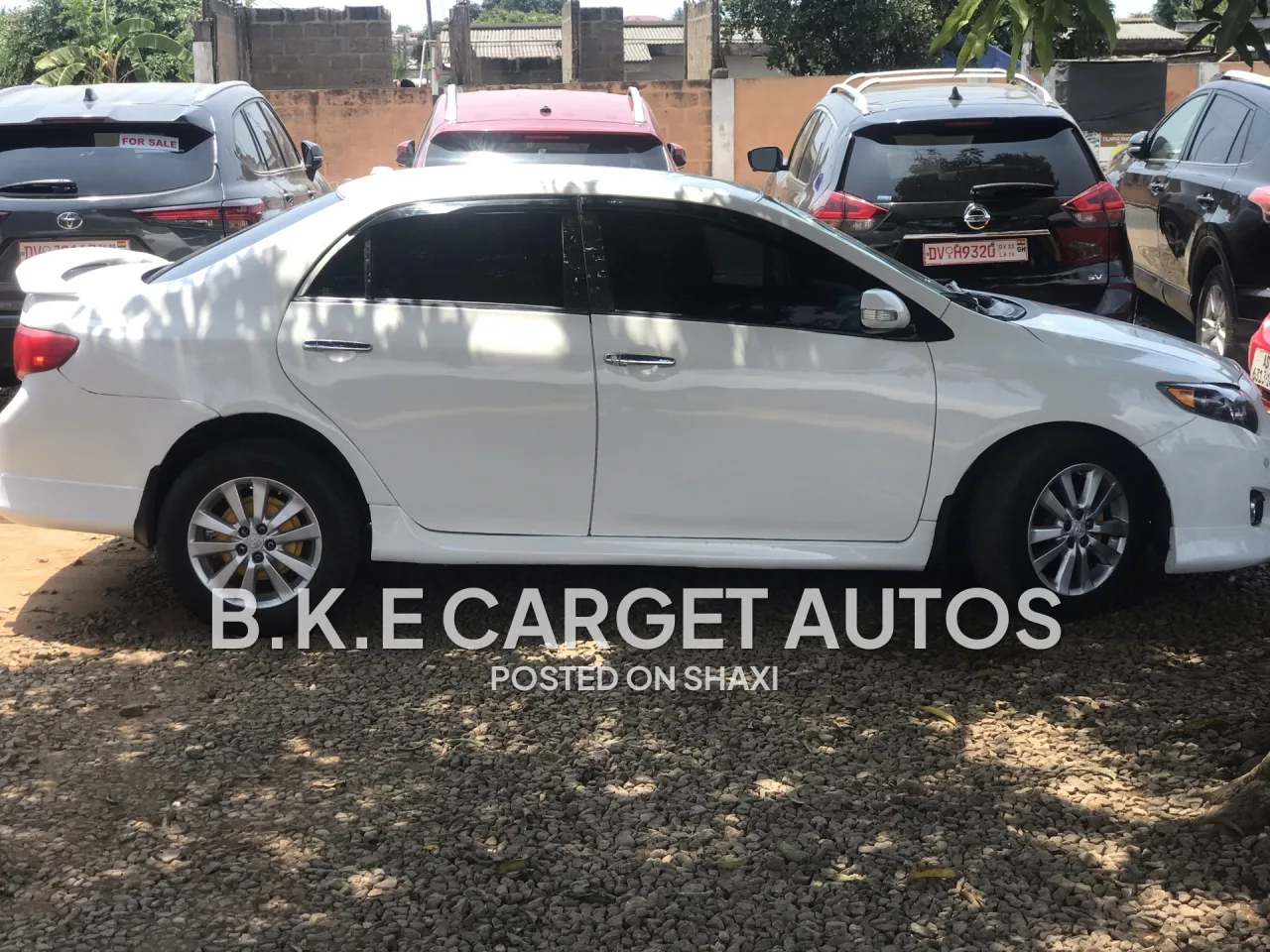 2010 Toyota Corolla photo 4