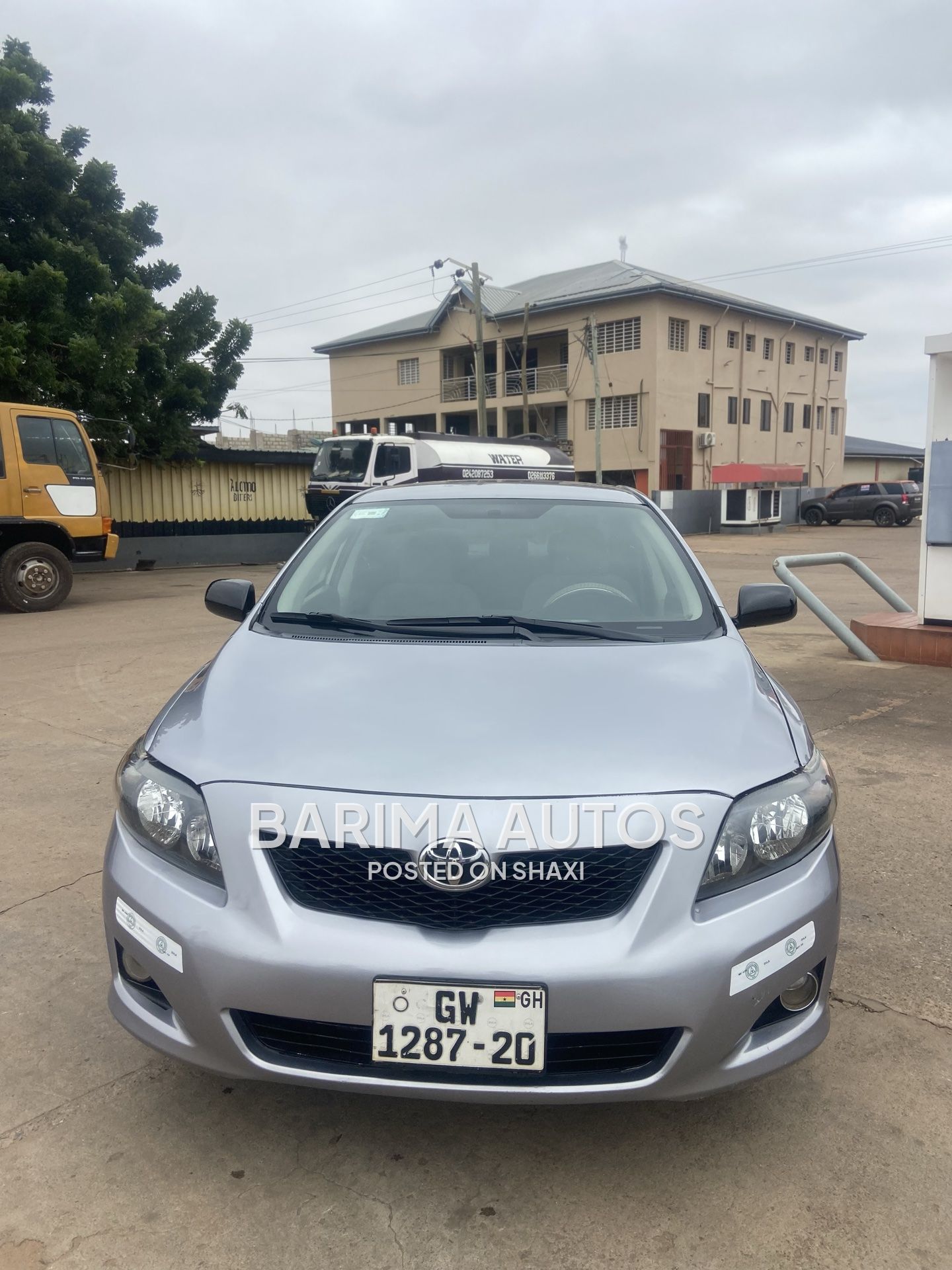 2010 toyota Corolla photo 1