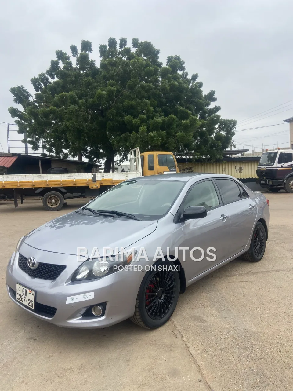 2010 toyota Corolla photo 2