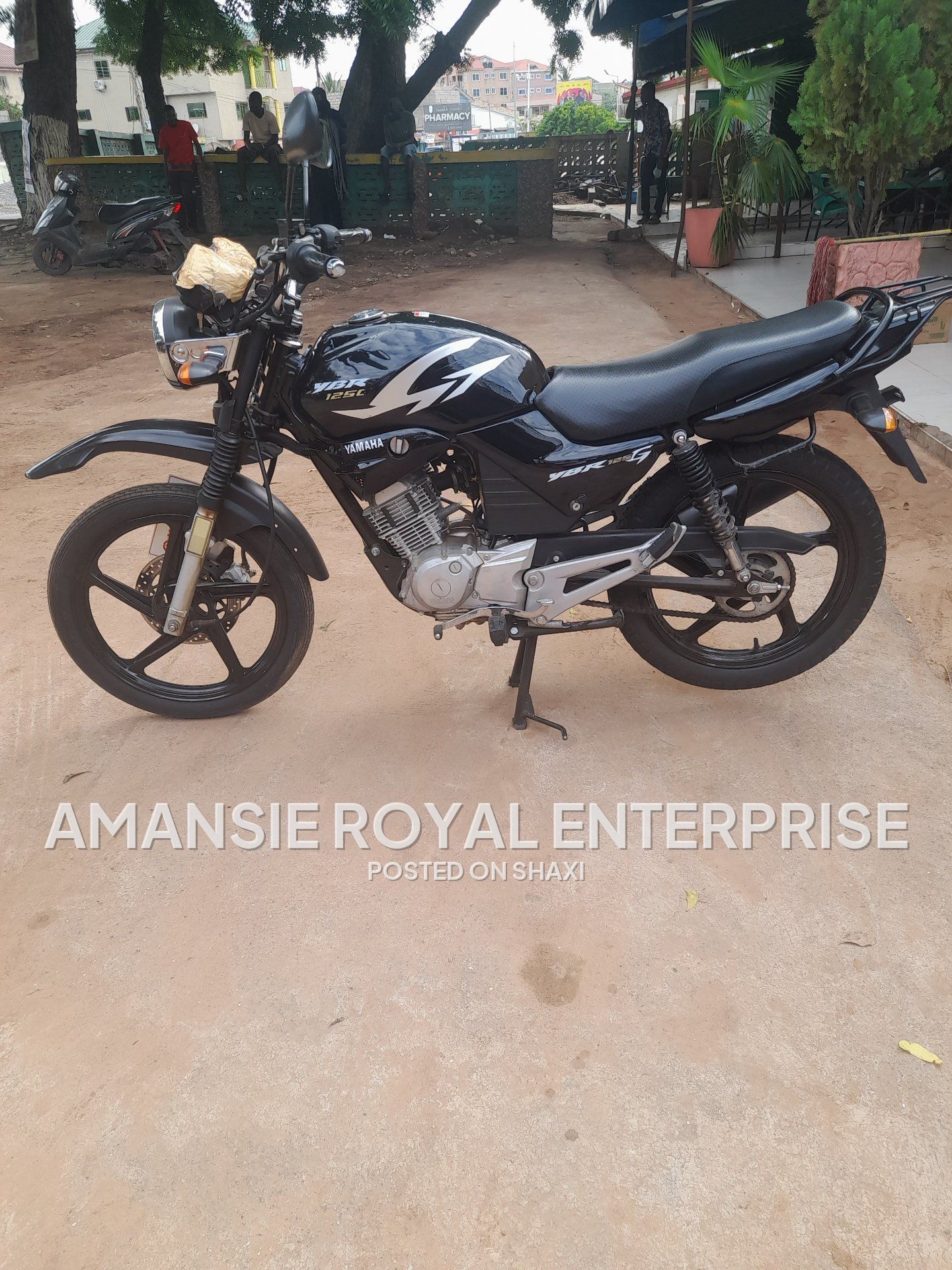 Yamaha Motorbike photo 6