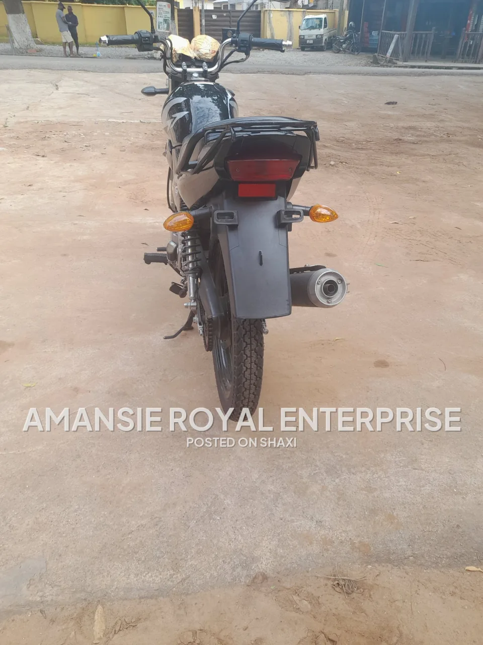 Yamaha Motorbike photo 7