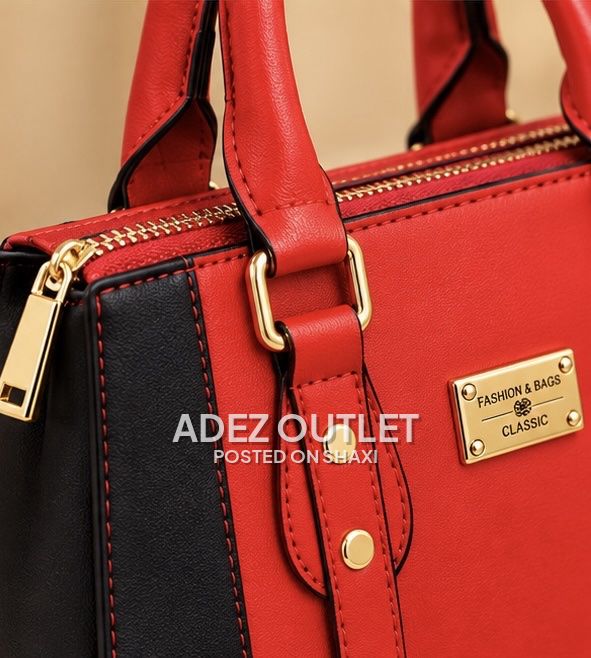 Unique and Distinctive Handbag photo 3