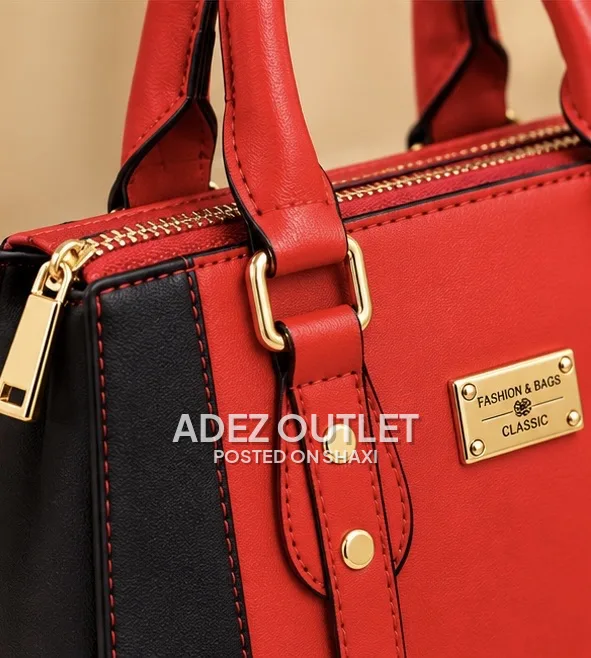 Unique and Distinctive Handbag photo 3