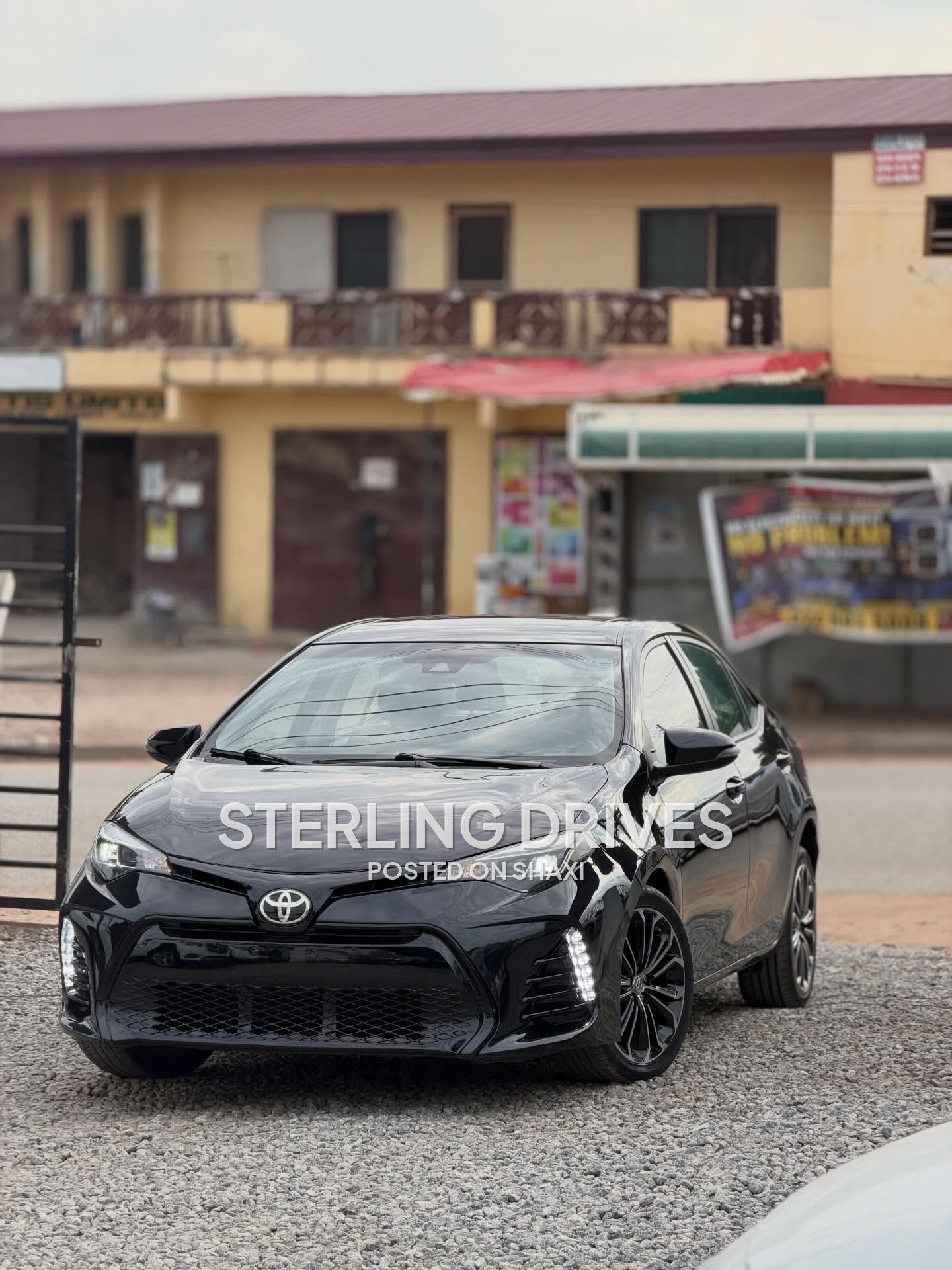 2019 Toyota Corolla Xse photo 2