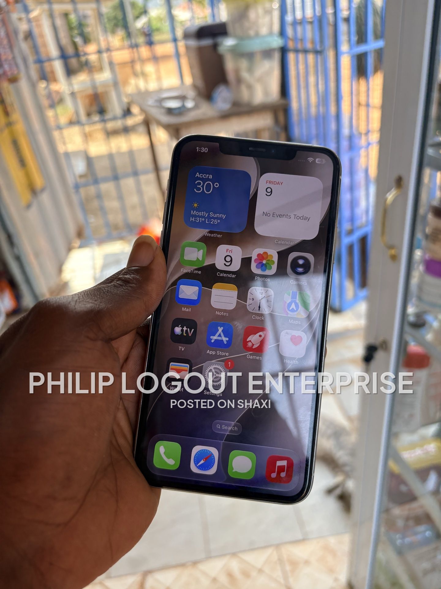iPhone 11PRO max 64 photo 3