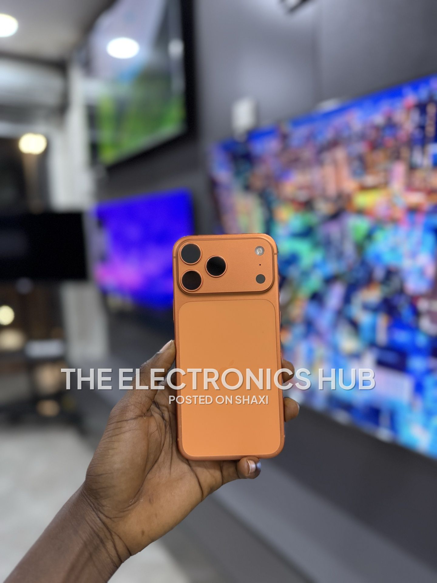 Preowned iPhone 17 Pro Max photo 1