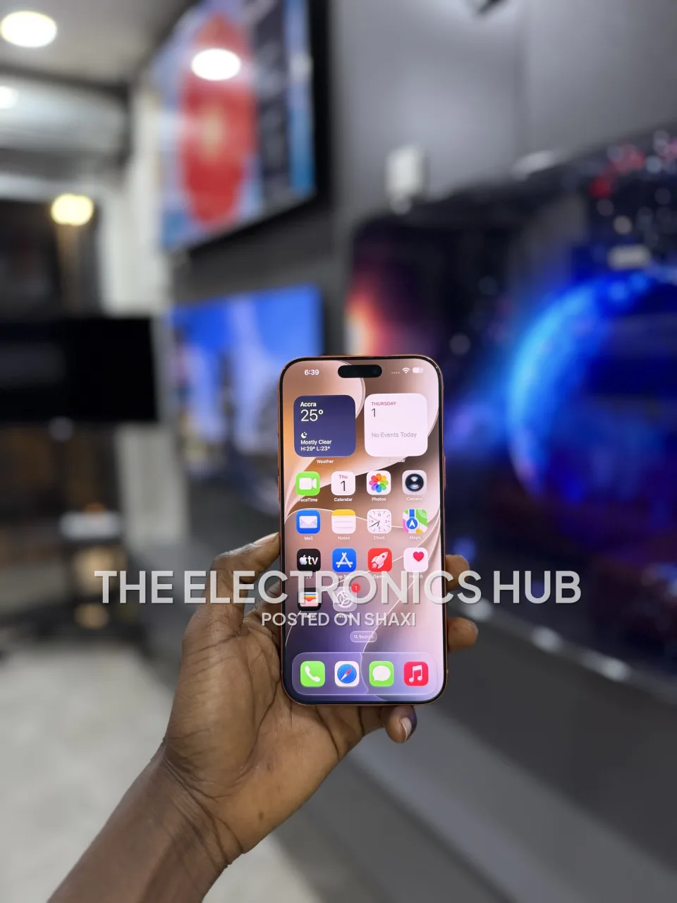Preowned iPhone 17 Pro Max photo 2
