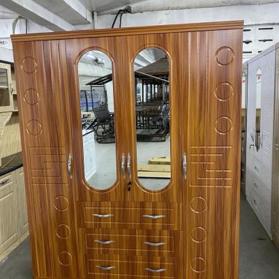 4in 1 wardrobe with mirror