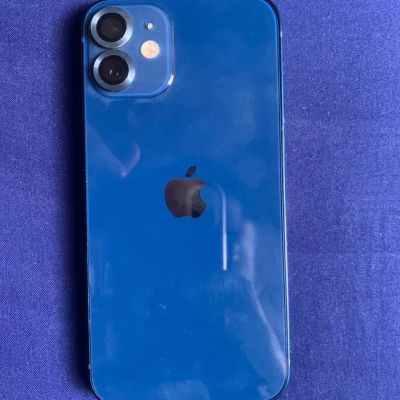 Used IPhone 12 mini (128GB)