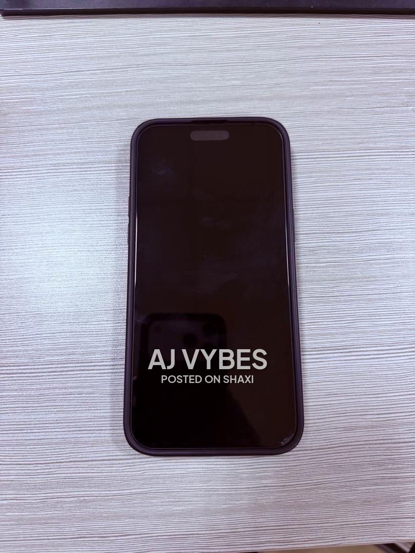 iPhone 14 Pro Max blue black photo 2