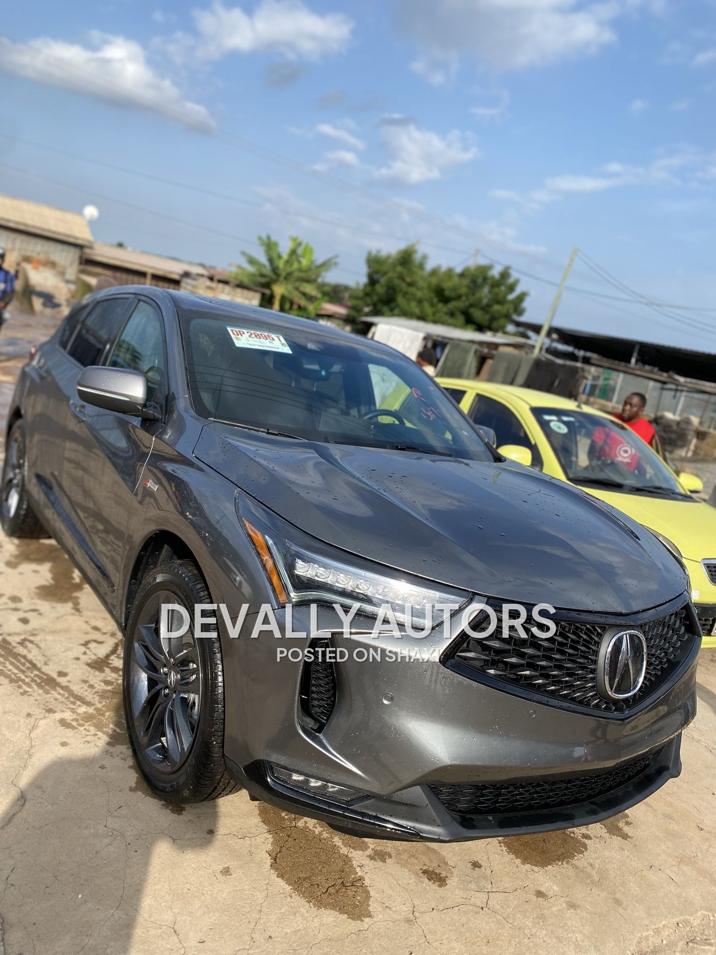 Acura Rdx 2023 model fully loaded . Push to start wise less charger very neat 🔐 photo 9