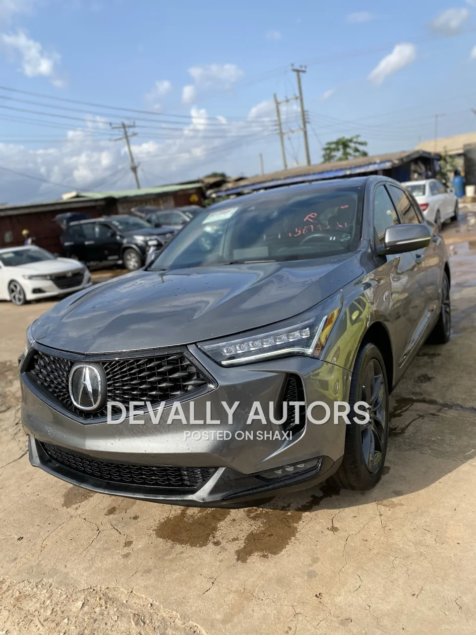 Acura Rdx 2023 model fully loaded . Push to start wise less charger very neat 🔐 photo 8