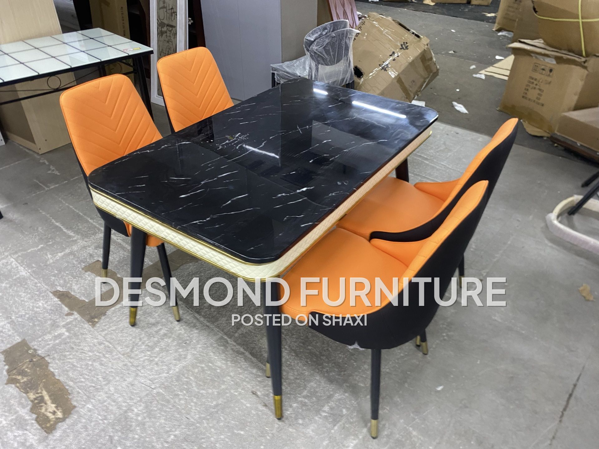 Dining table with four chairs photo 5