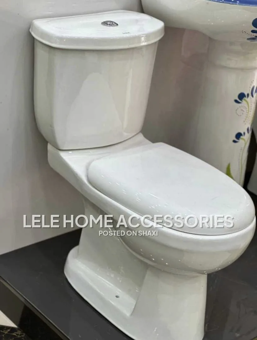 Water Closet WC photo 2