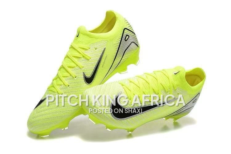 Brand new football boots photo 4