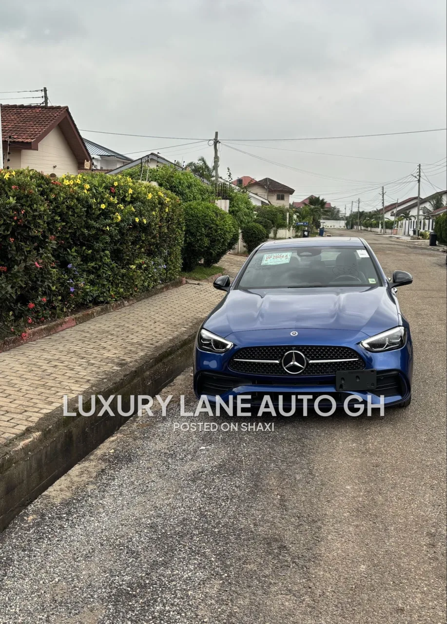 2023 Blue Mercedes Benz C300 4MATIC sports trim photo 7