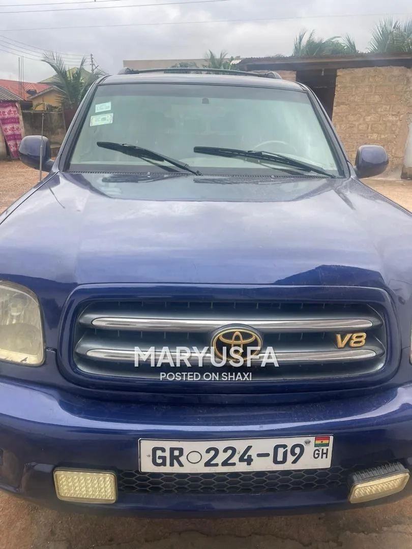 Toyota sequoia photo 2