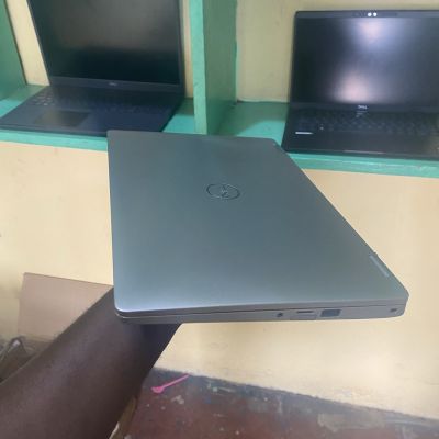 Dall Latitude 5310 2 in 1 i5 10 Generation