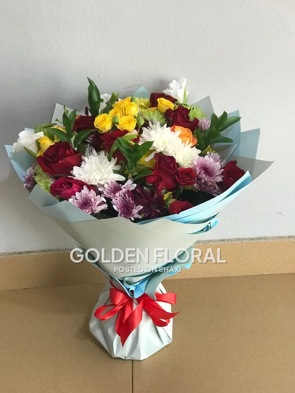 Fresh flower bouquets and arrangements photo 3