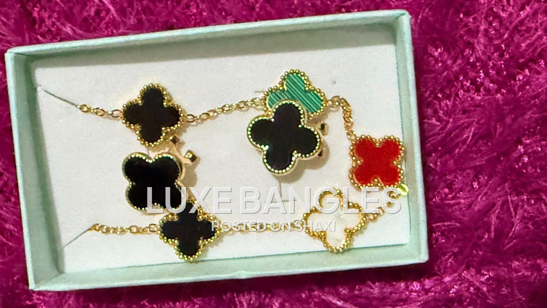 Lady's bangles, bracelet and earrings photo 4