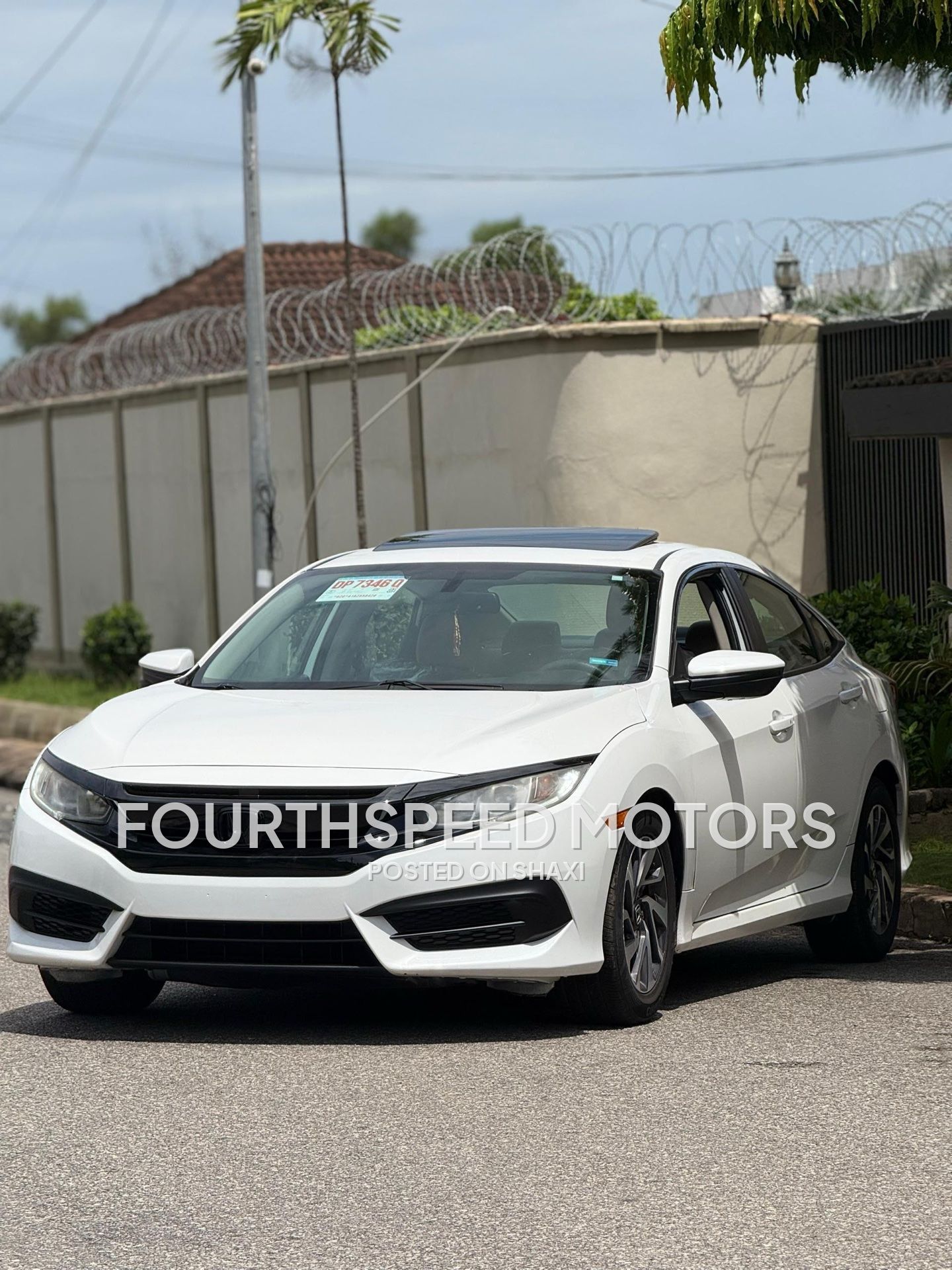 2017 Honda Civic photo 2