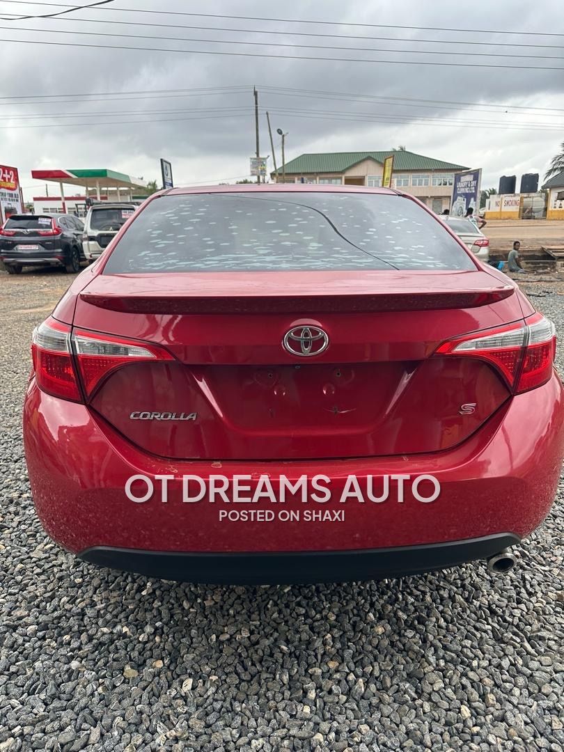 Toyota Corolla 2018 photo 4
