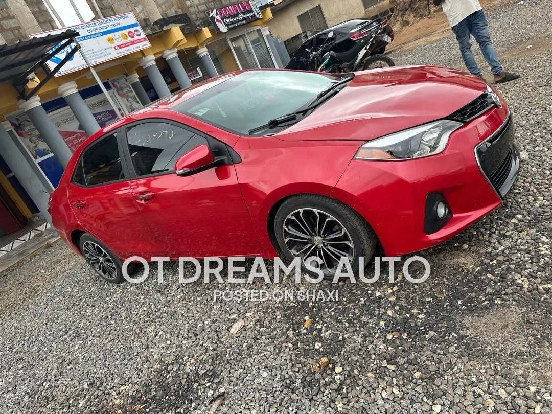 Toyota Corolla 2018 photo 3