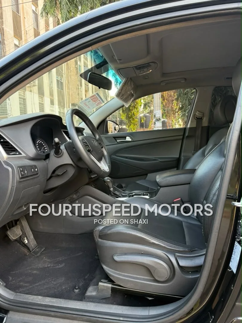 2016 Hyundai Tucson photo 6