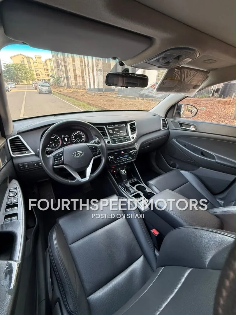 2016 Hyundai Tucson photo 5