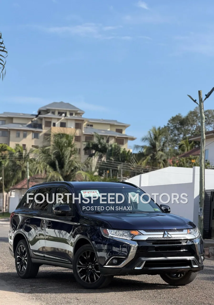 2019 Mitsubishi outlander limited edition photo 9