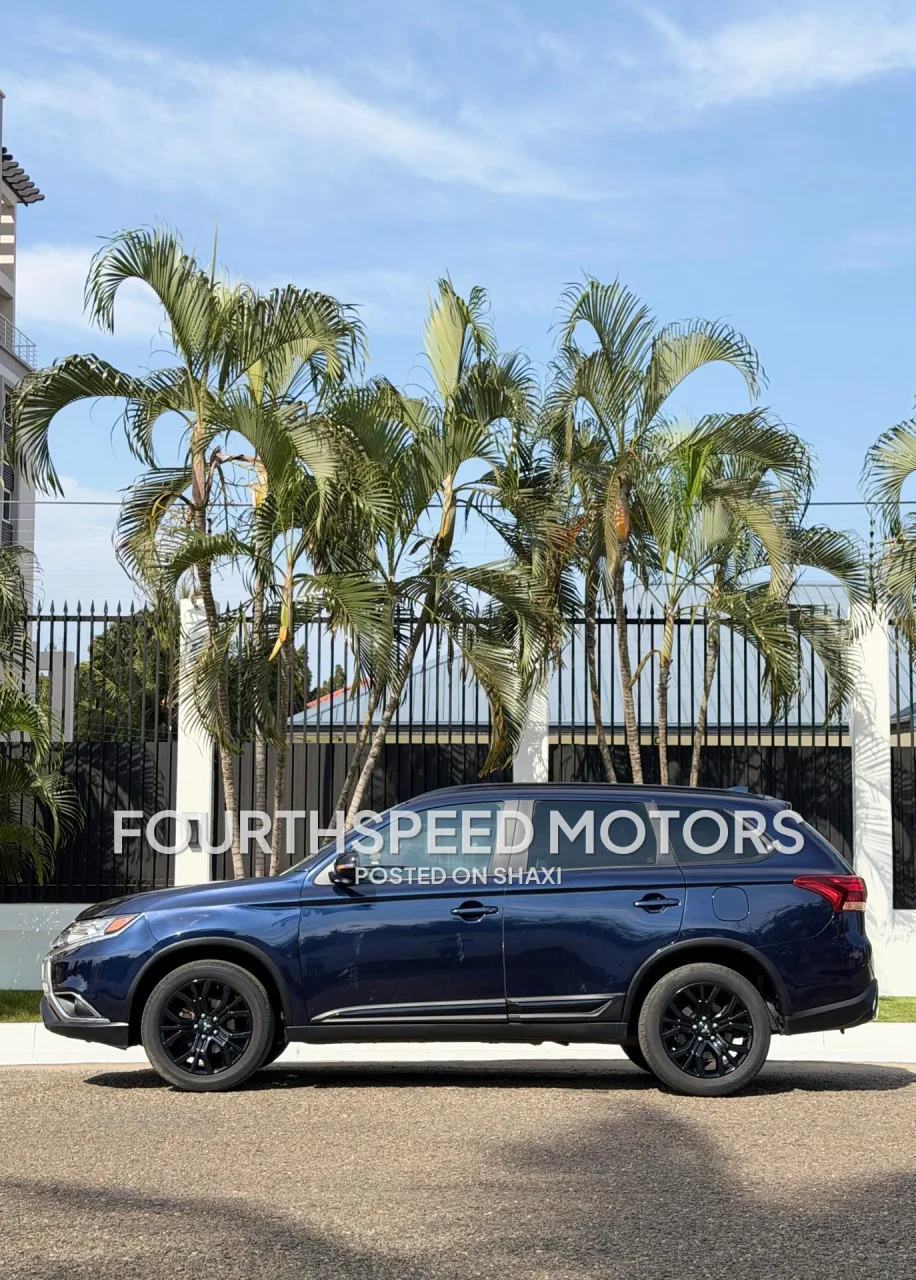 2019 Mitsubishi outlander limited edition photo 8