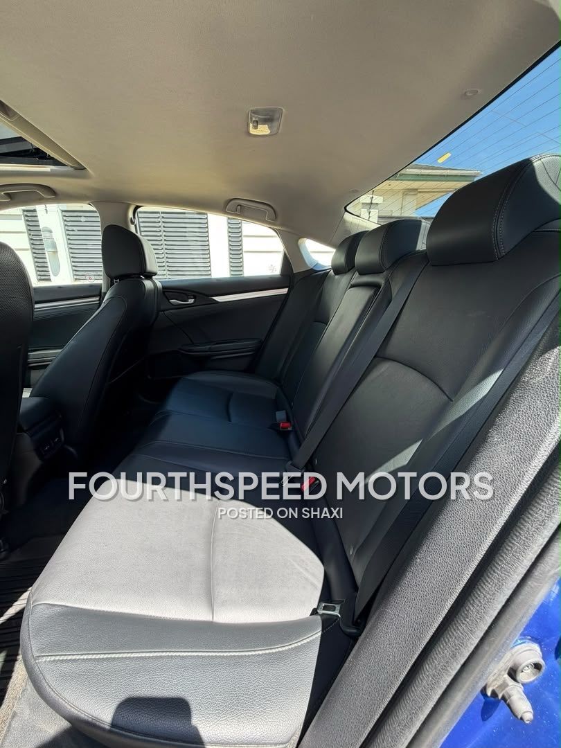 2021 Honda Civic Touring photo 8