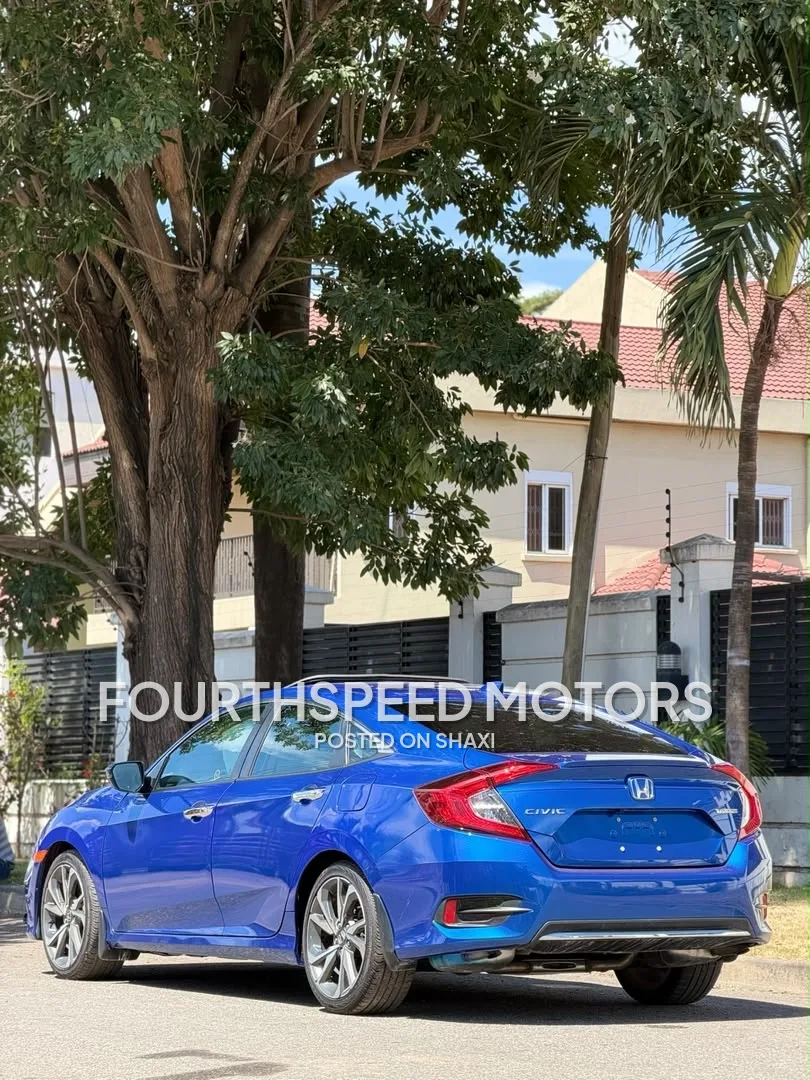 2021 Honda Civic Touring photo 3