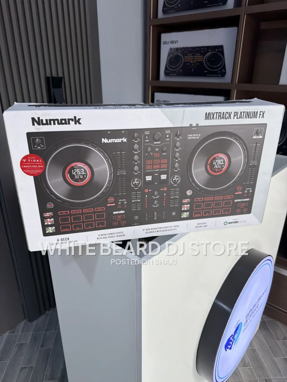 Numark Mixtrack Platinum FX 4-Deck Serato DJ Controller with Jog Wheel Displays and FX Paddles photo 4