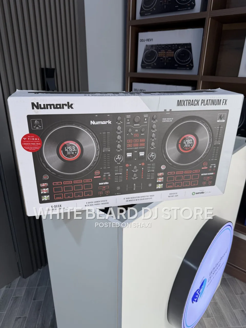 Numark Mixtrack Platinum FX 4-Deck Serato DJ Controller with Jog Wheel Displays and FX Paddles photo 2