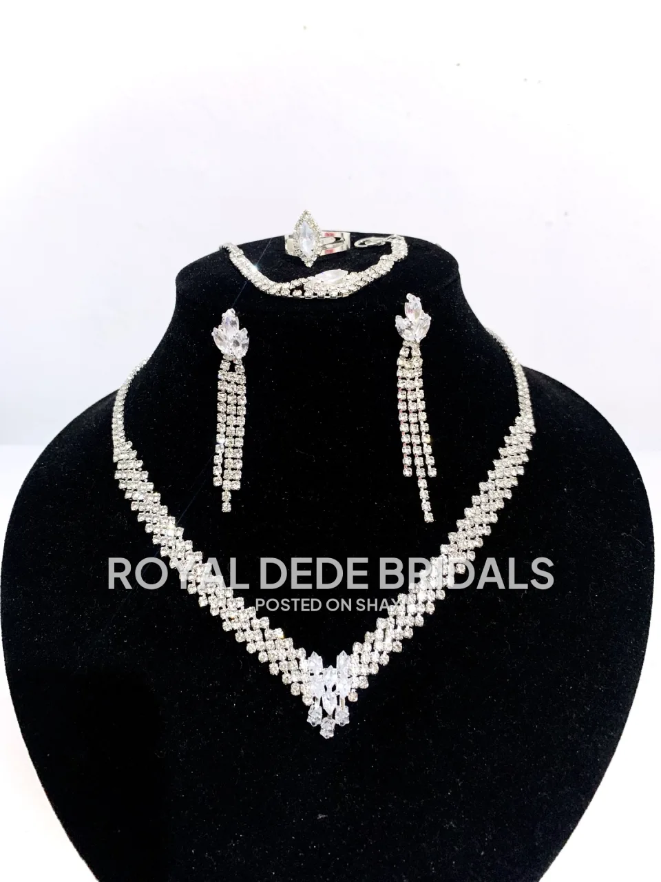 Silver jewelry set photo 2