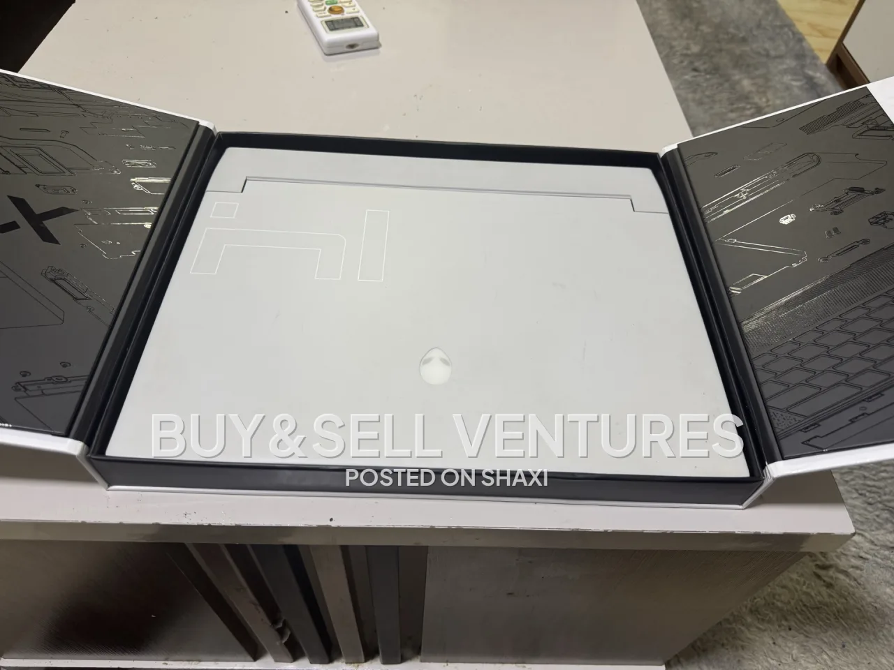 Alienware X14 photo 2