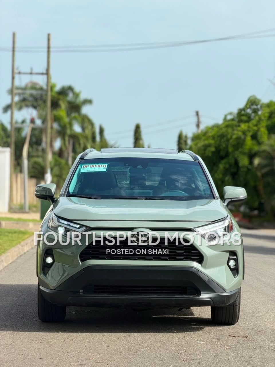 2023 Toyota RAV4 XLE photo 2