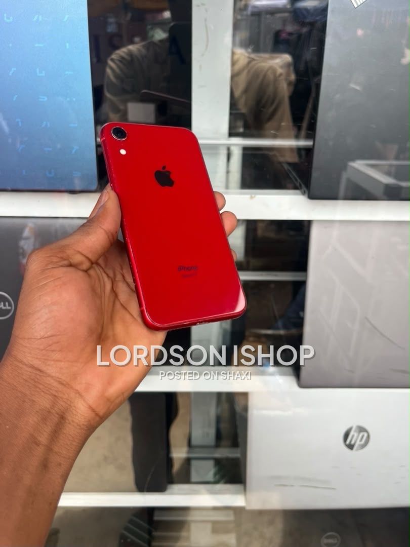 XR 64Gb neatly used Face ID Error photo 1