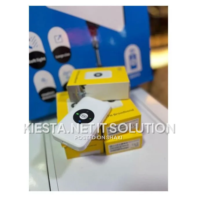 Universal MiFi pocket photo 3