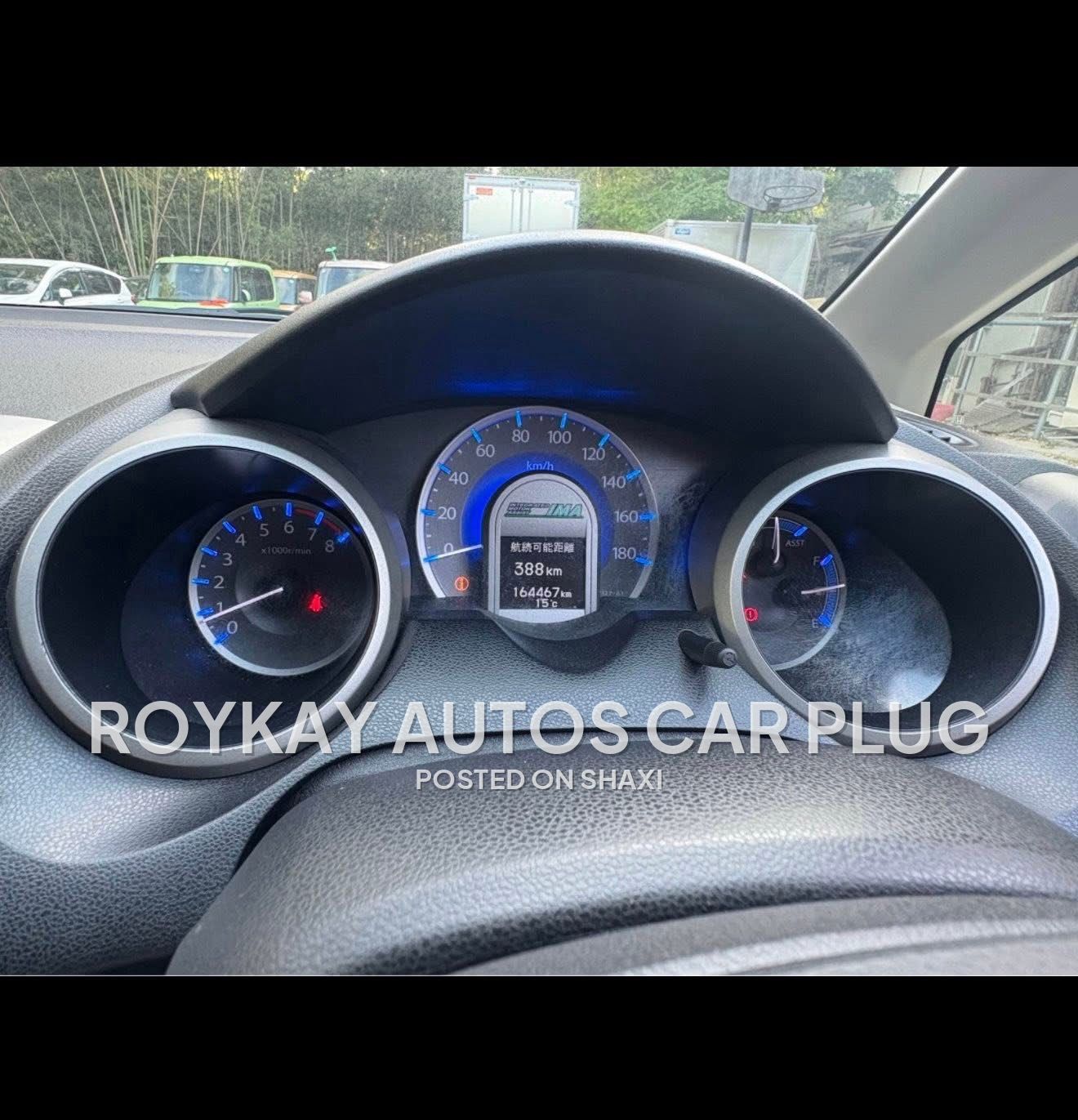 Honda Fit photo 3